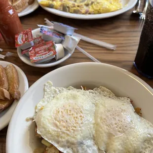 Hash bowl and HUGE omelette.