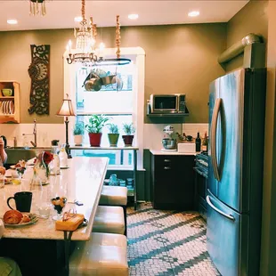 Beautiful kitchen with a giant island!
