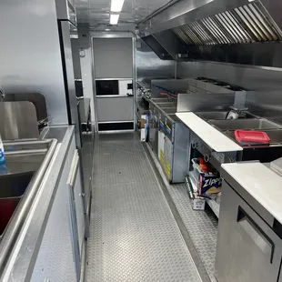 New food truck book us 7 Day a week available 5107983963