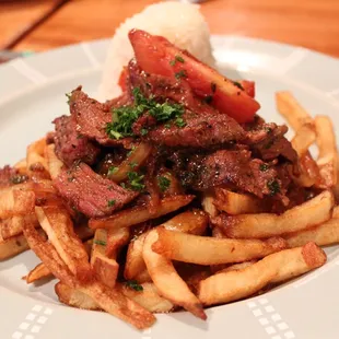 Lomo Saltado http://worldfood.guide/dish/lomo_saltado/