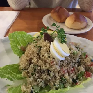 Ensalada Con Quinoa De Peru Salad