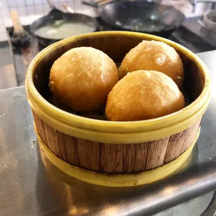 Fried custard buns
