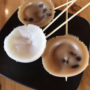 Red bean and coconut milk cakes