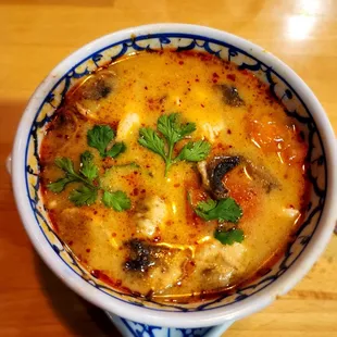 Tom Yum Soup with Chicken and Mushrooms
