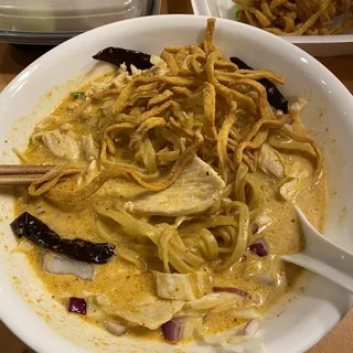 CP8. KHAO SOI (Curry Noodle)
