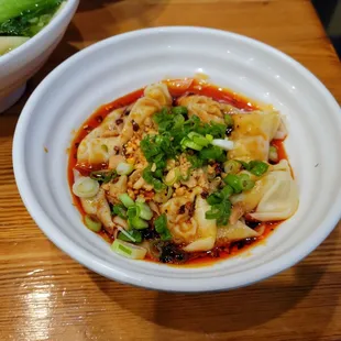 Wontons in chili oil