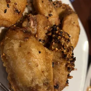 Garlic flavor chicken wings