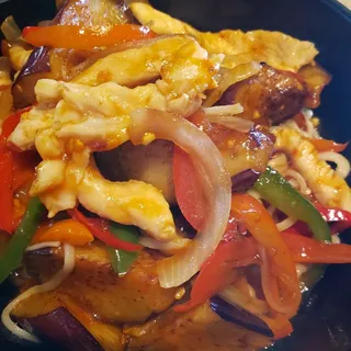 22. Chicken Chow Mein with Eggplant
