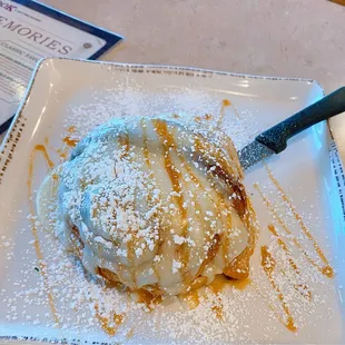 Cinnamon roll