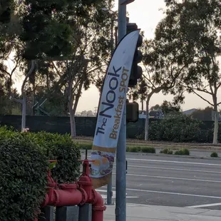 Banner by the traffic light