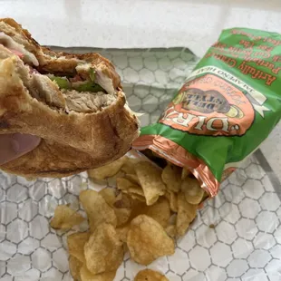 Roasted chicken sandwich