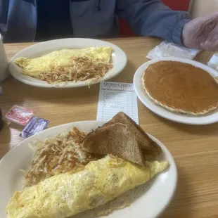 Western omelette with ham, onion and bell pepper