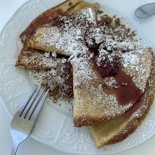Strawberry crepes