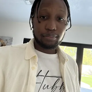 Dayo E.