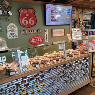 So many fudge flavors- at least 30 here!
