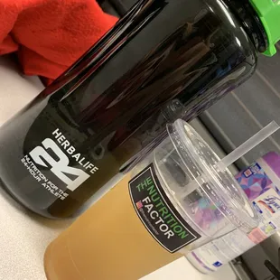 This is the lemon mandarin tea. It's delicious. The peach mango is also a favorite.