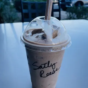 Salty Reese&apos;s Shake is Amazing