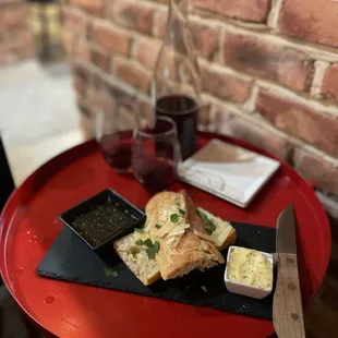 a plate of bread and butter