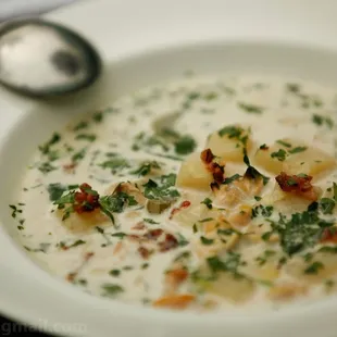 New England Menu | March 16-18 2011 | Clam &amp; Leek Chowder