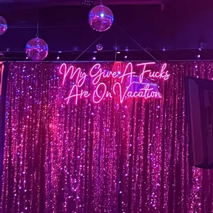 Cute neon decor for the karaoke corner! (Sabrina carpenter pop-up)