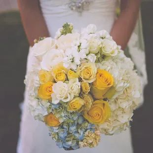 Beautiful flowers by Jan! Photo credit: Jared Thomas https://jaredhamptonthomas.carbonmade.com/
