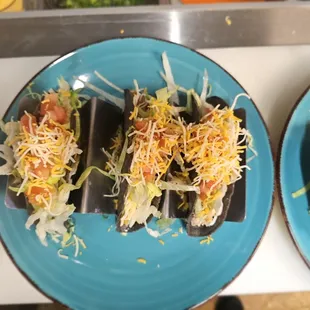 Blue cor tortilla tacos