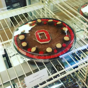 a cake with the letter d on it