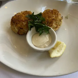 Chesapeake Bay Style Crab Cakes