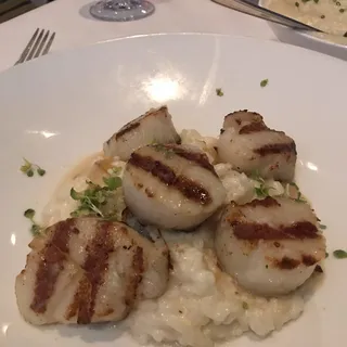 Massachusetts Jumbo Scallops