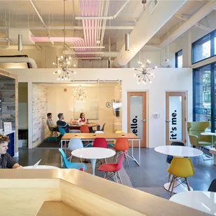 Hot desk seating in our spacious and stocked cafe.