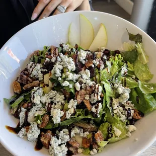 PECAN PEAR BLUE CHEESE SALAD