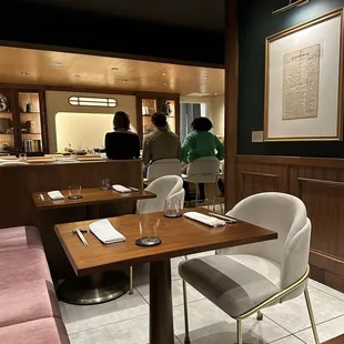 The &quot;gallery&quot; seating. Right next to the &quot;counter&quot;. Doesn&apos;t matter which you pick. Honestly.