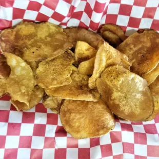 Homemade potato chips