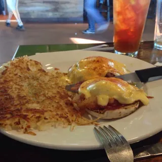 Bacon Eggs Benedict