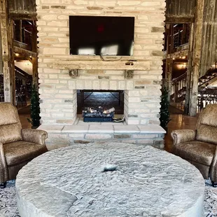 Fireplace seating area