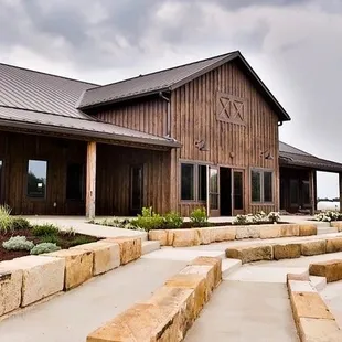 Sandstone terrace ceremony seating