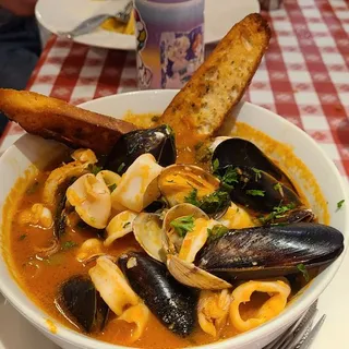 Clam House Cioppino
