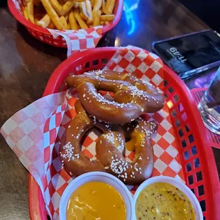 Fries and a &apos;dough knot&apos; pretzel