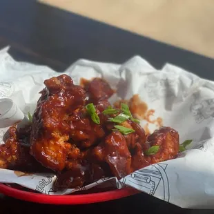 chicken wings and fried chicken, bbq chicken, chicken wings, food, fried chicken, bbq wings, fried chicken wings, chicken, poultry