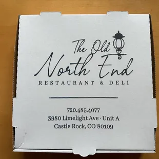 Nice professional looking pizza box.