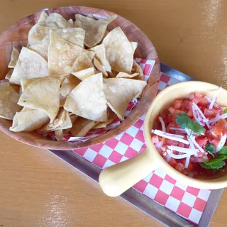 Housemade Chips & Salsa