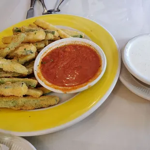 Fried zucchini app special