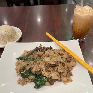 food, ramen and noodles