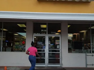 Mac's Meats & Produce