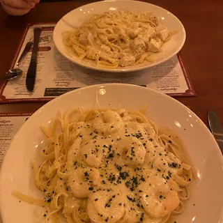 Garlic Shrimp Fettuccine