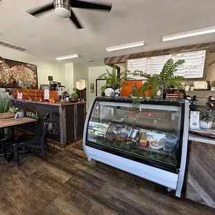 Looking to the left from the entrance door