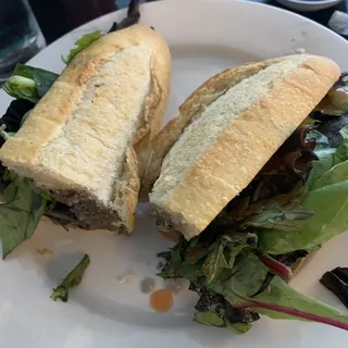Portobello Aioli Sandwich