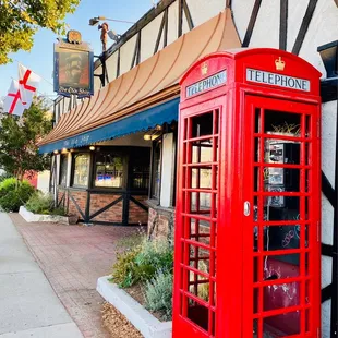 Exterior on Harbor Blvd