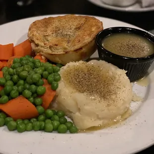 Drake 's Chicken Pie