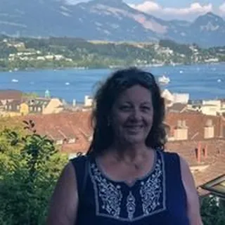 Cathy W.